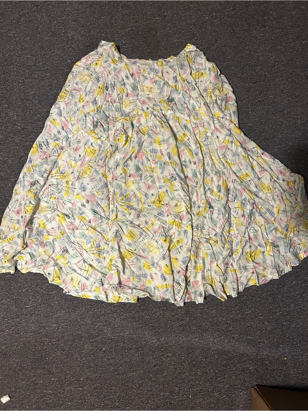 RARE Vintage 1980s Giuseppe Ann Taylor white Maxi Skirt with Pastel Print - Picture 4 of 5